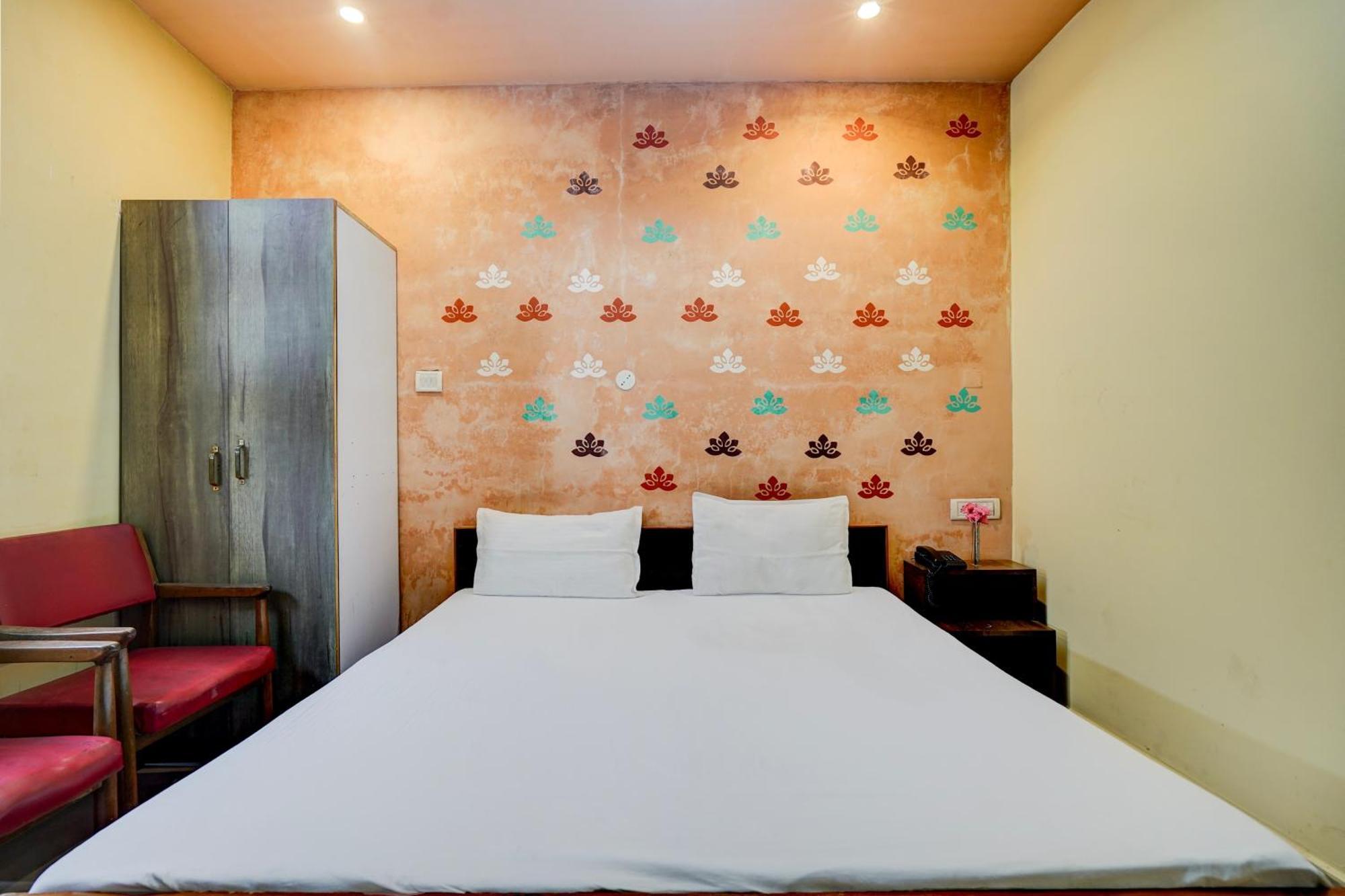 Hotel O Shyam Utsav Mirzāpur Exterior foto